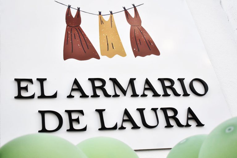 El armario de Laura, Tienda de ropa en Navas del Madroño